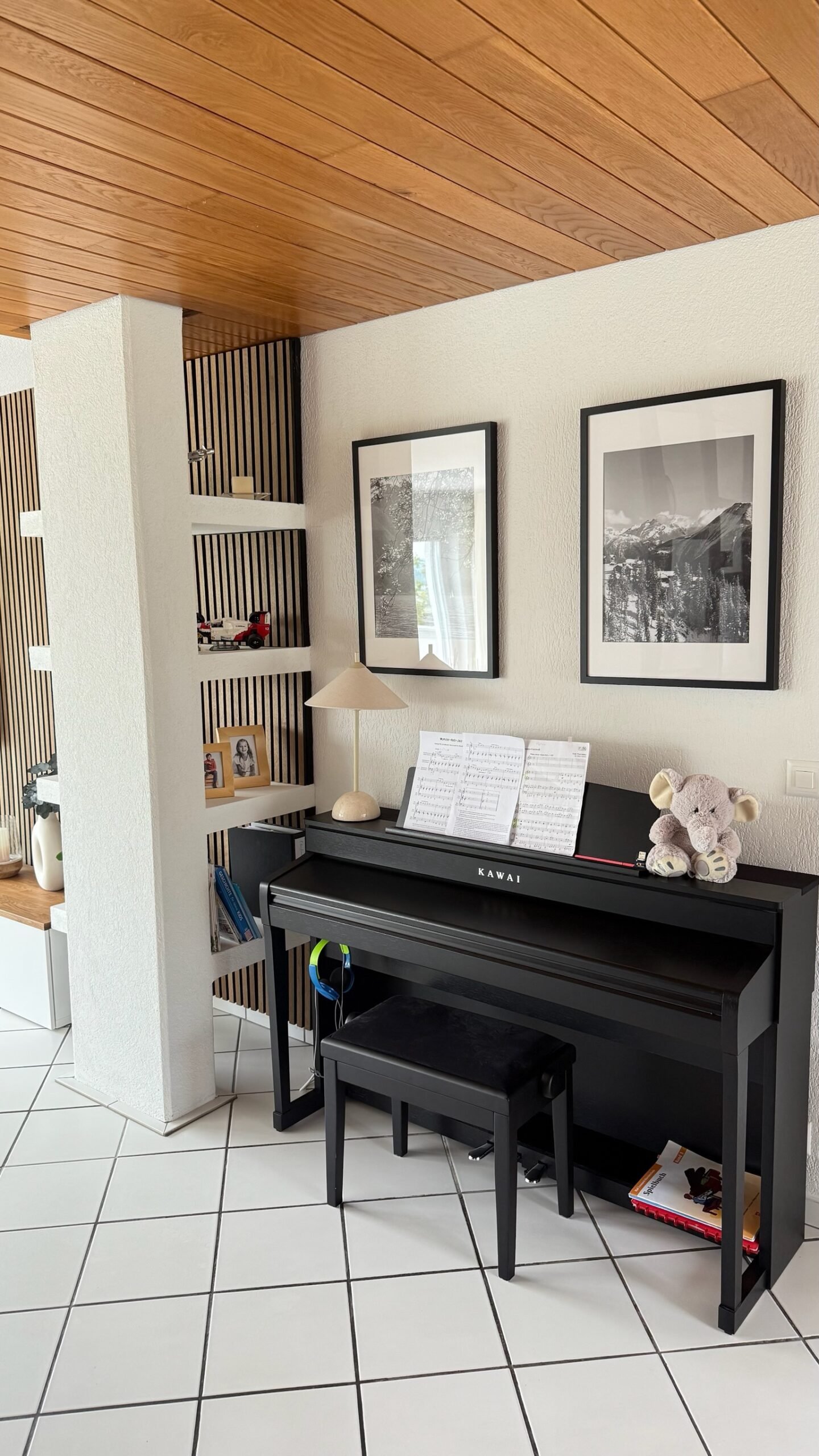 C19E7F6F-5959-4605-B15B-960326687ED5