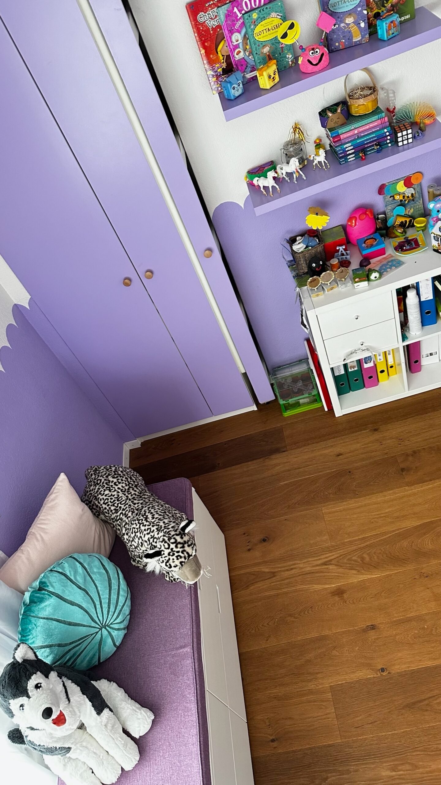 E8C94008-84CA-4114-A87C-E7A5381B2655